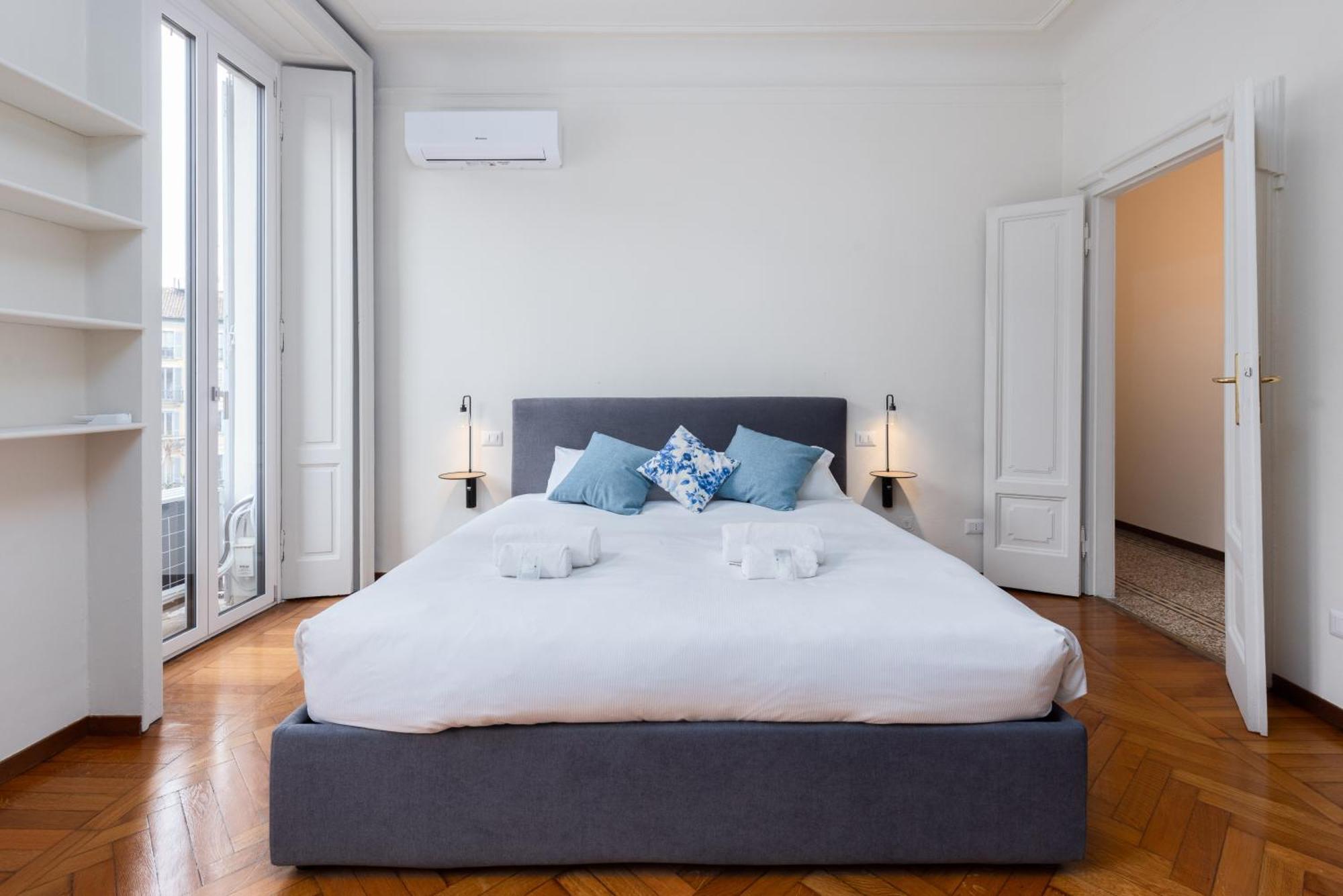 Living Uniqc Apartment - Duomo 밀라노 외부 사진
